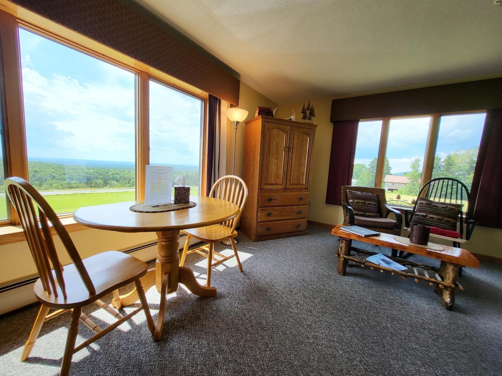 First Settlers Lodge Weston Esterno foto